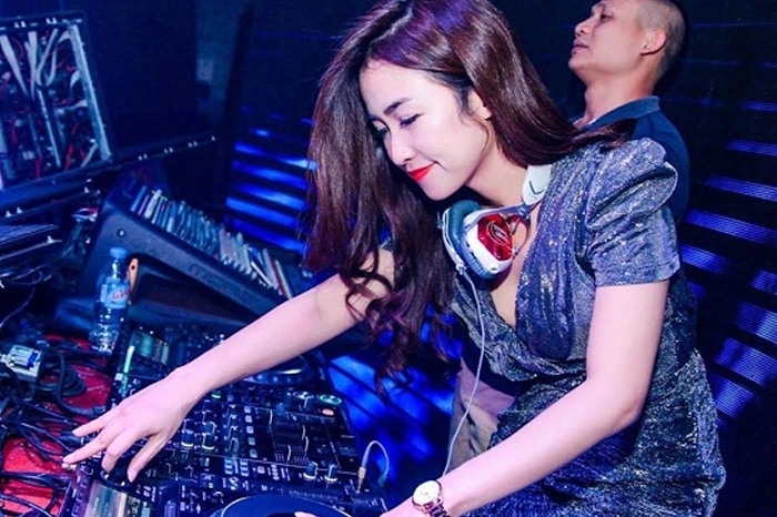 Sự nghiệp làm DJ của người đẹp