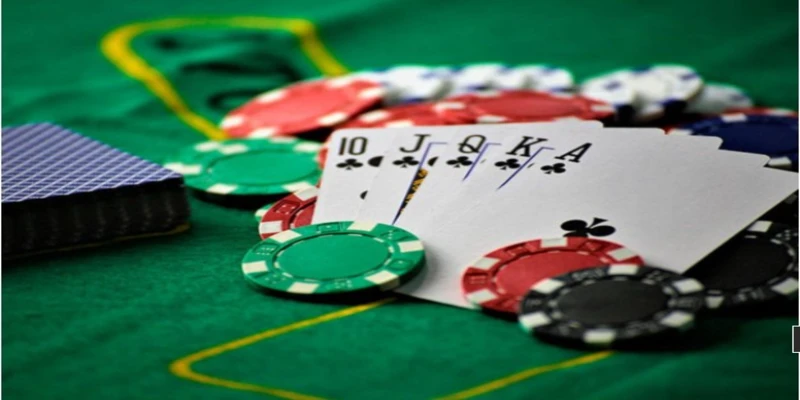 Đôi nét giới thiệu về siêu phẩm Poker Casino 2025